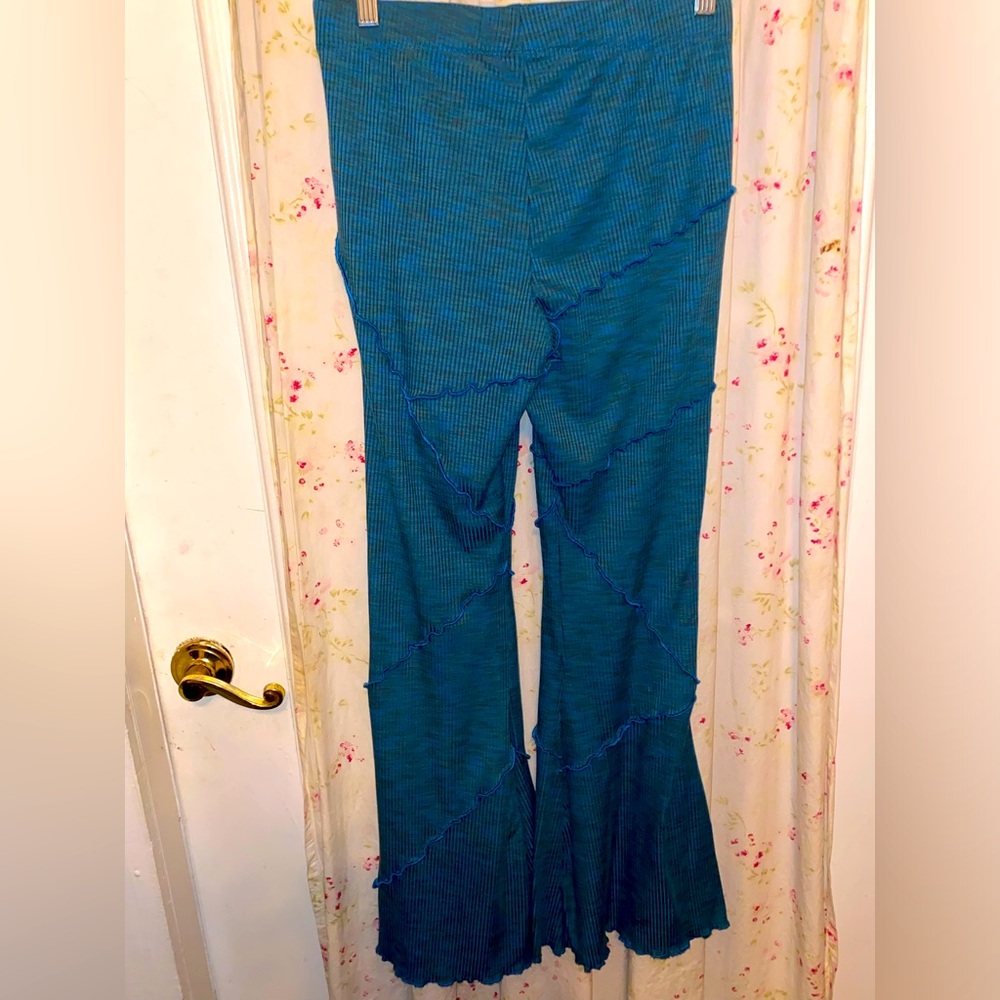Wild Fable, Blue 70’s Boho Flare Pants, Size Small NWOT